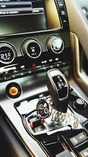 Использование штатных кнопок и меню бортового компьютера