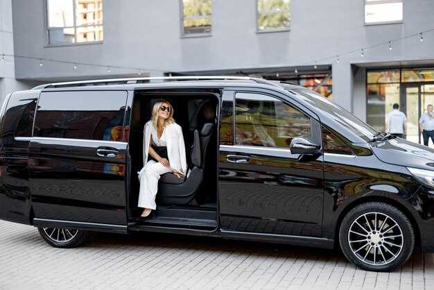 Безопасность и инновации в Mercedes Maybach Pullman